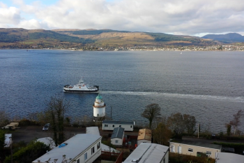 Car ferry on the River Clyde